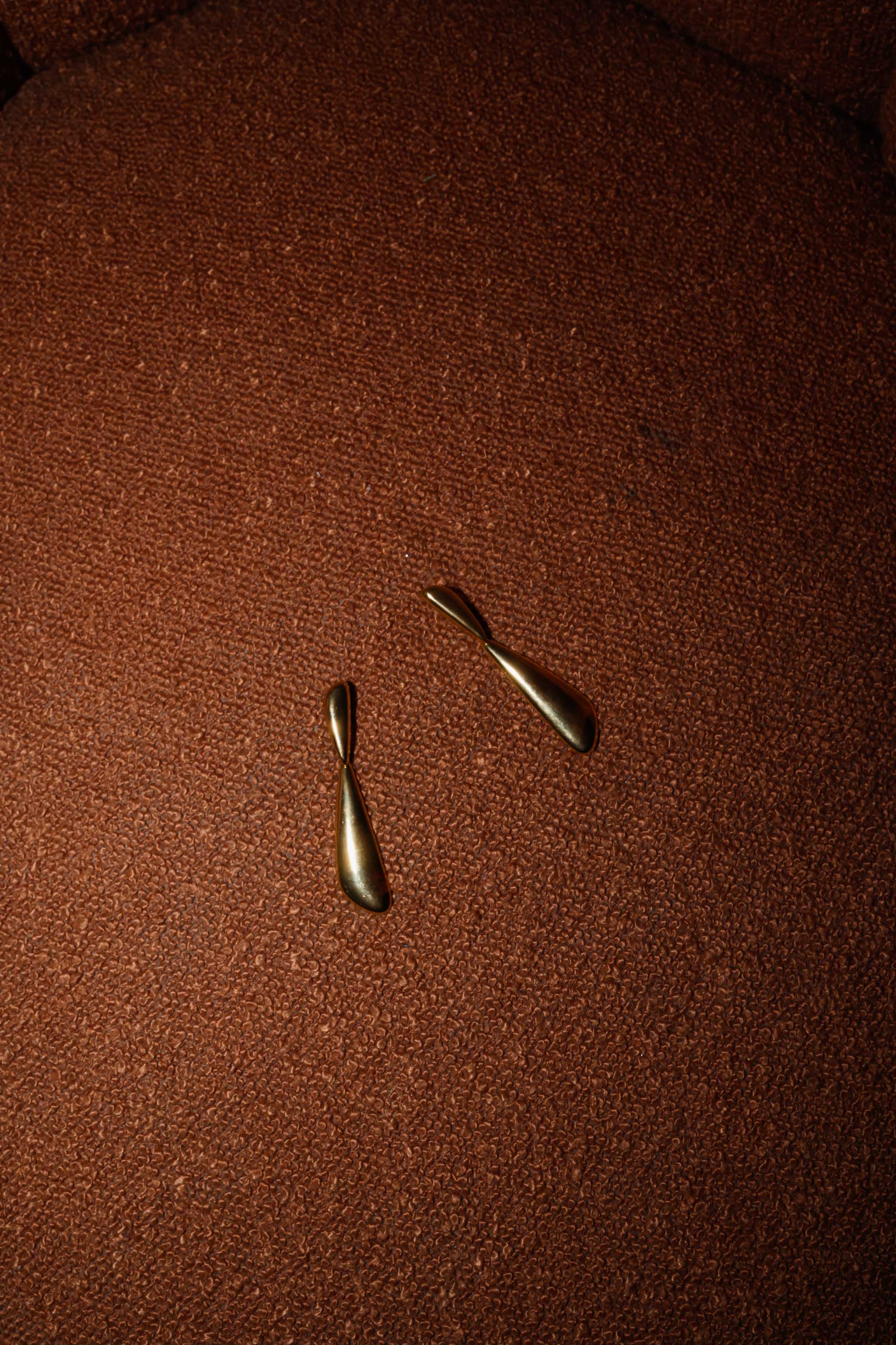 Golden Dylou Earrings