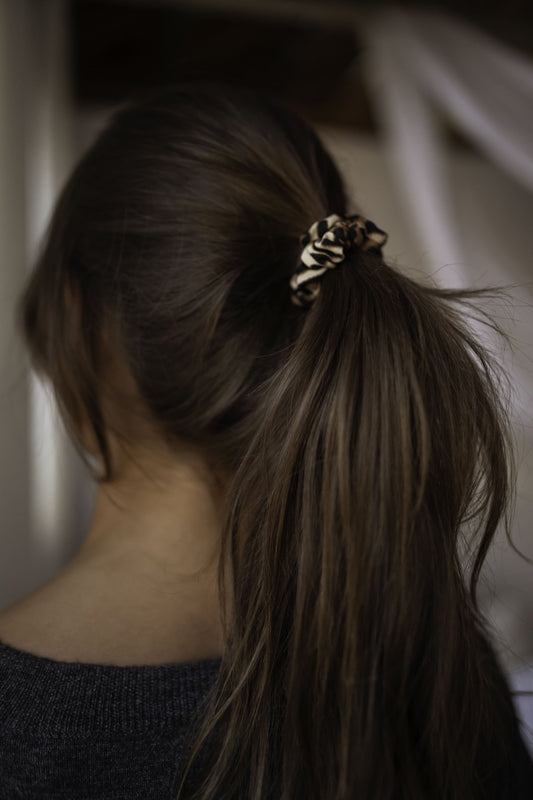 Leopard Fadou Scrunchie