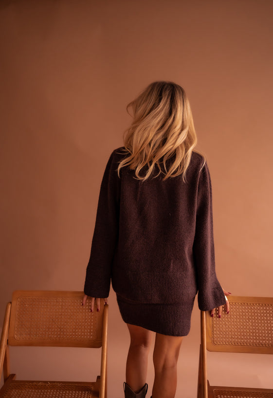 Chocolate Aurele Sweater