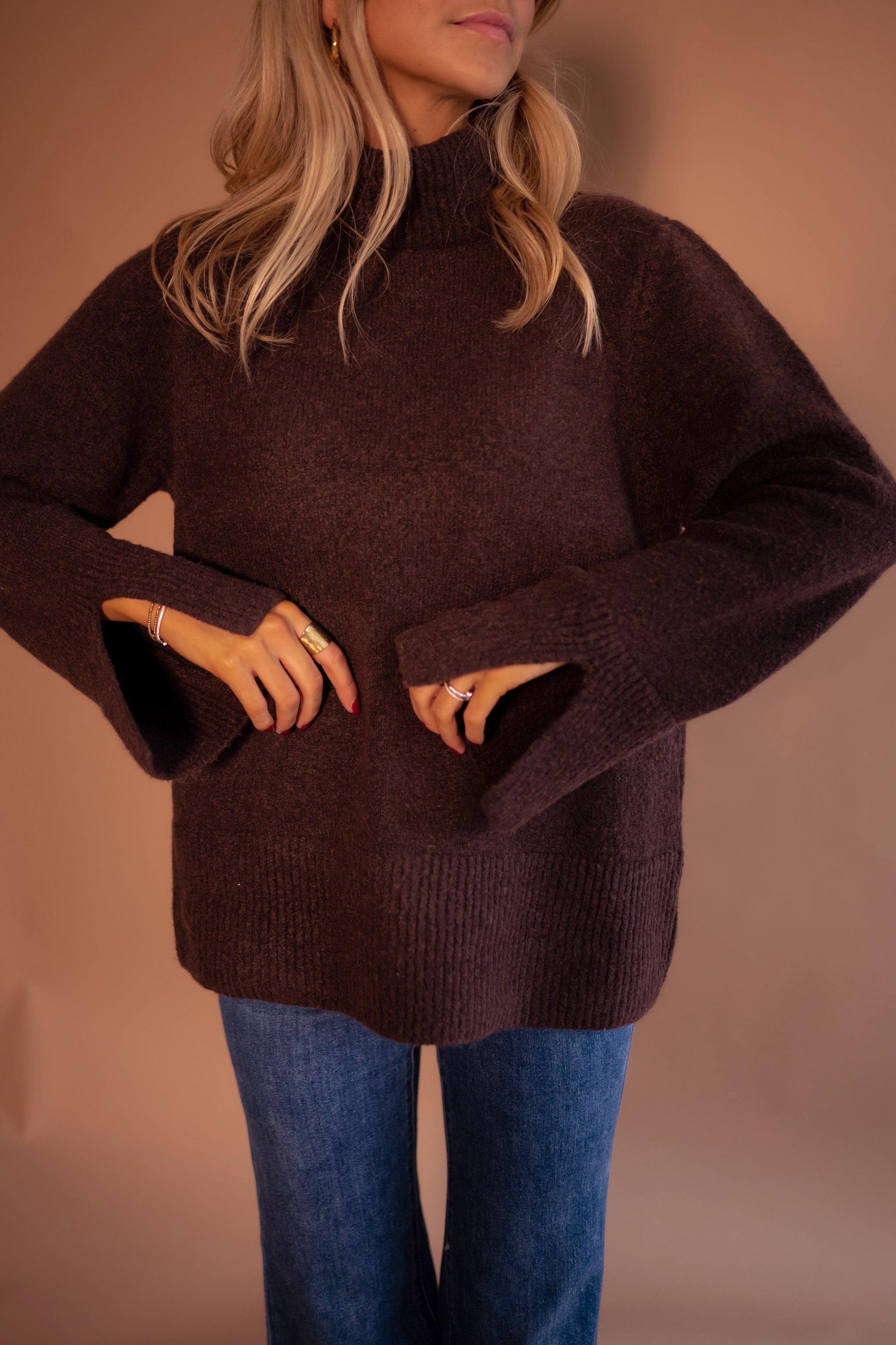 Chocolate Aurele Sweater