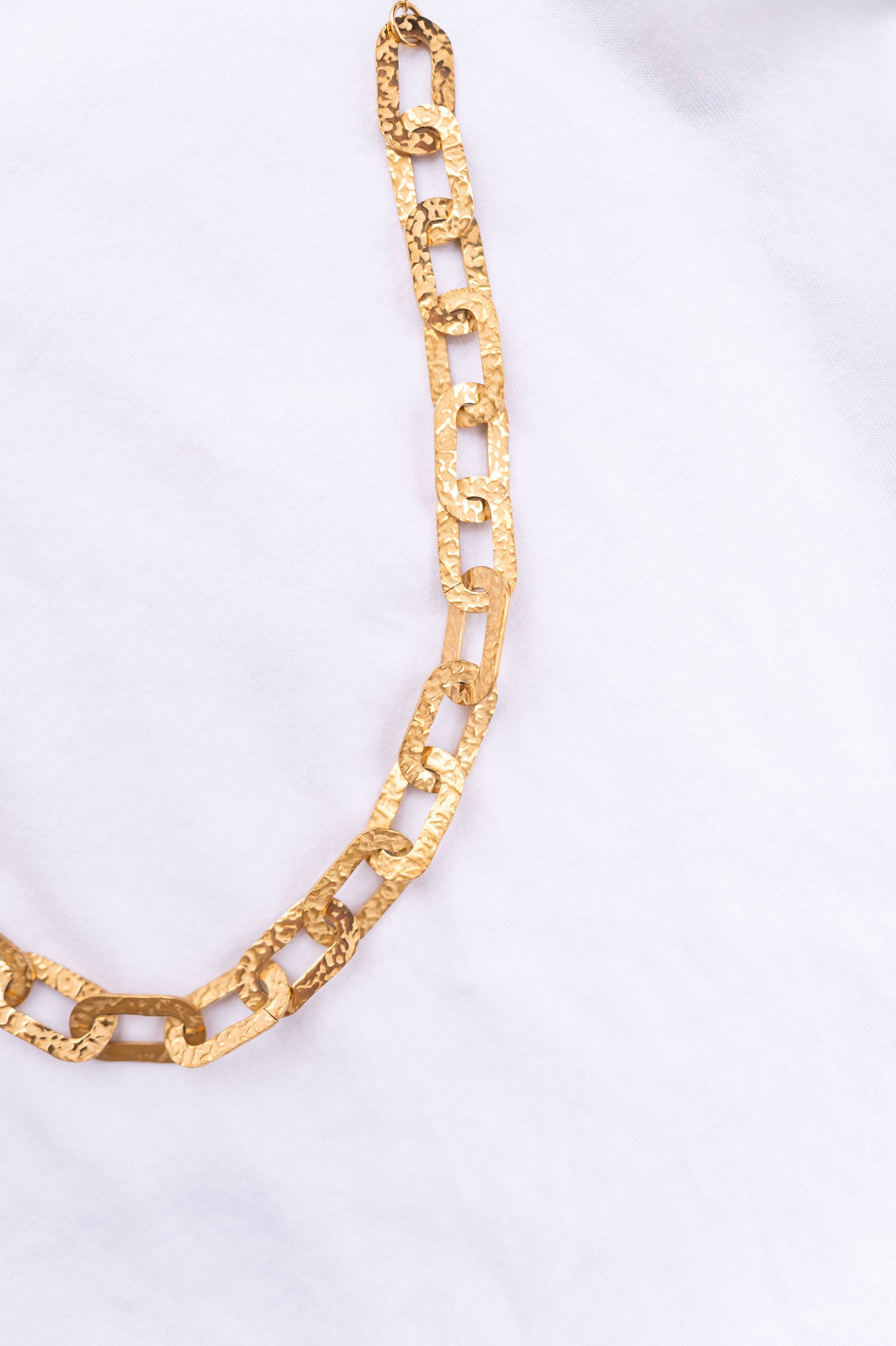 Golden Isae Necklace