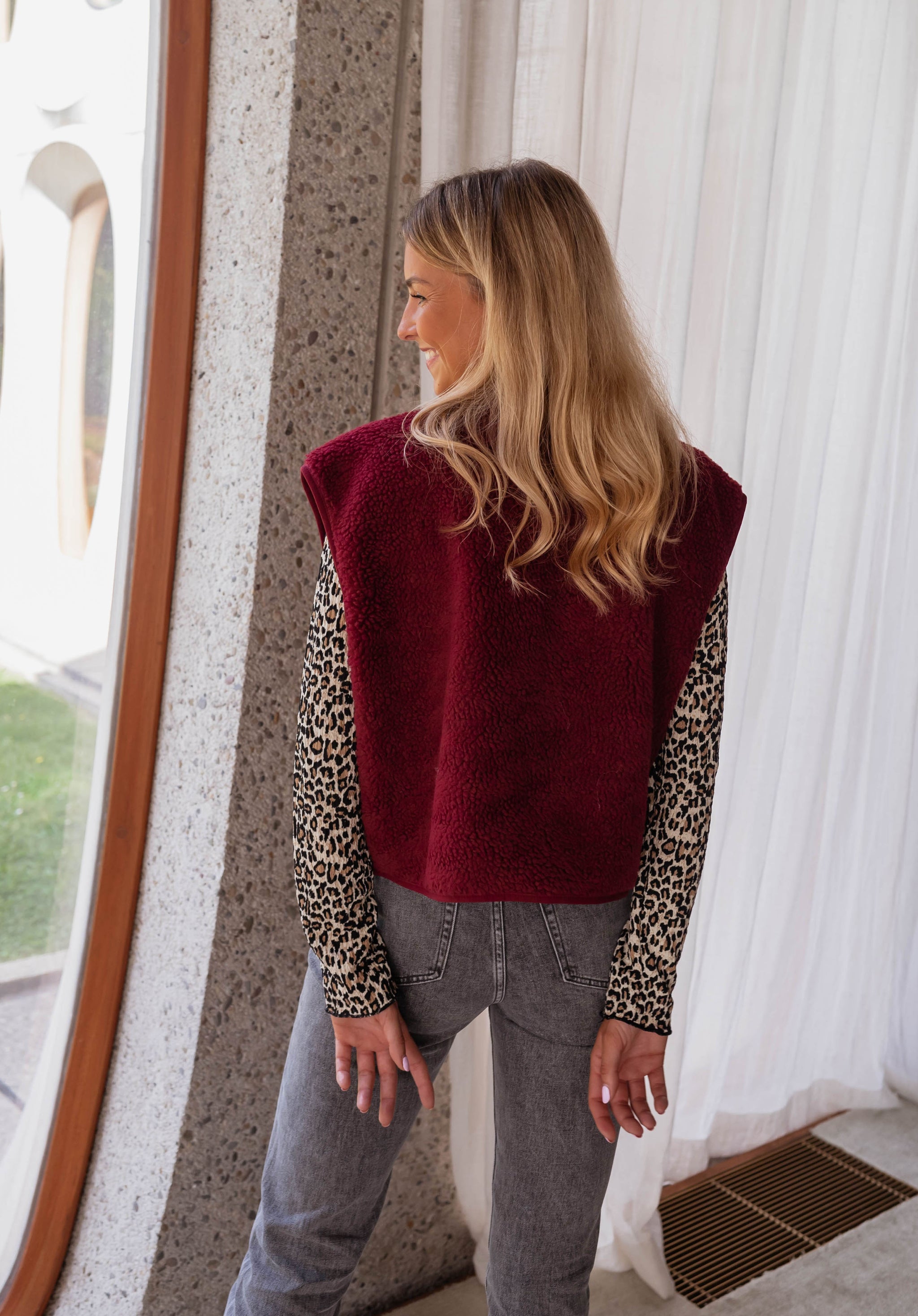 Burgundy Taoh Sleeveless Cardigan