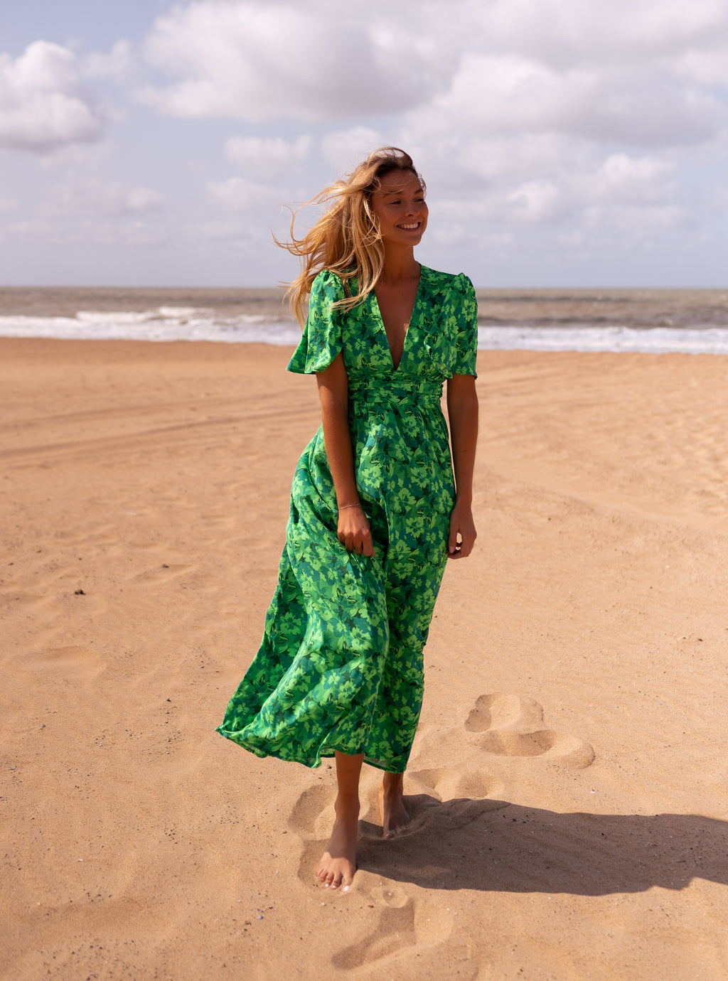 green patterned maxi dress Yours London Women's Plus Size Green Floral Pleated Maxi Dress Size 22-24