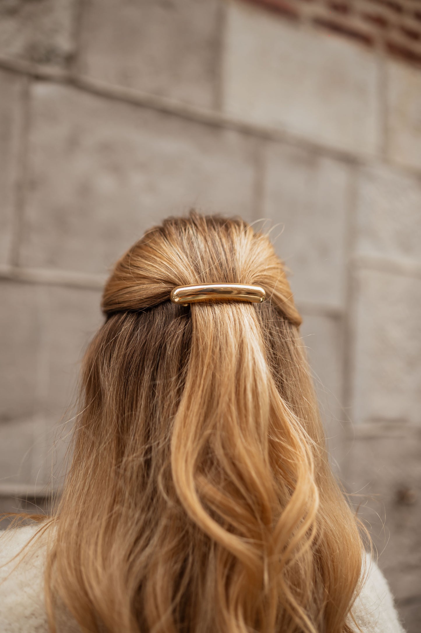 Golden Thiba Hairclip