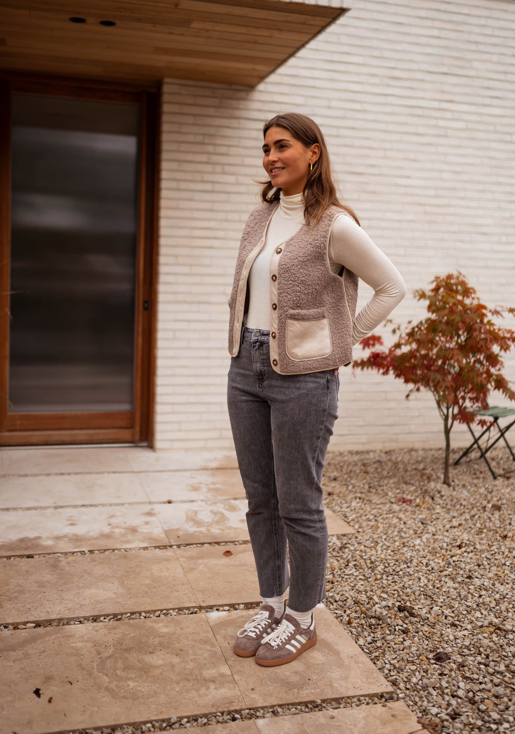 Liselot Cardigan Taupe main image 1