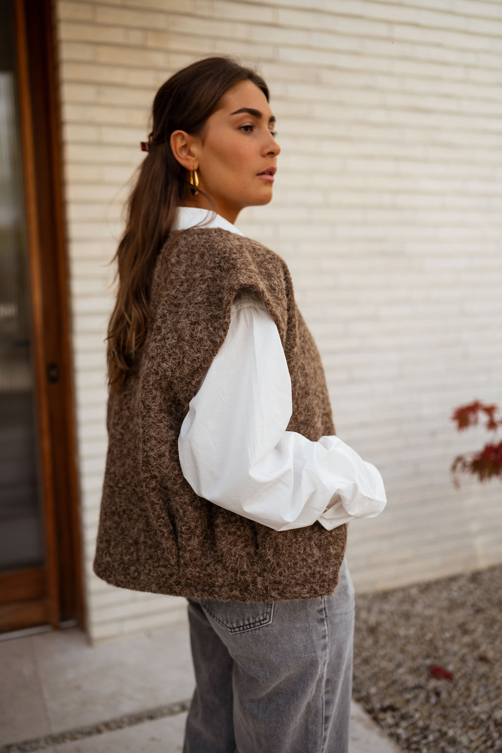 Chocolate Lander Sleeveless Cardigan | Easy Clothes North America
