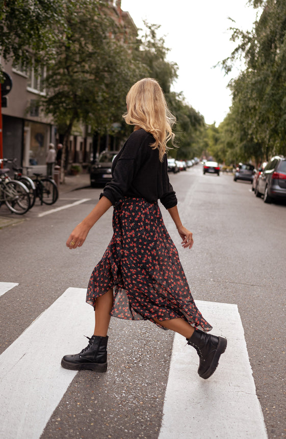 Black London Skirt