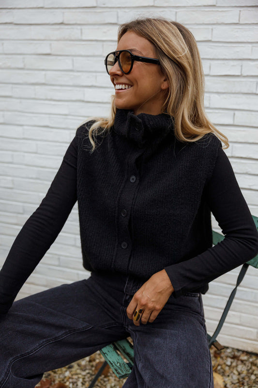 Black Dores Cardigan