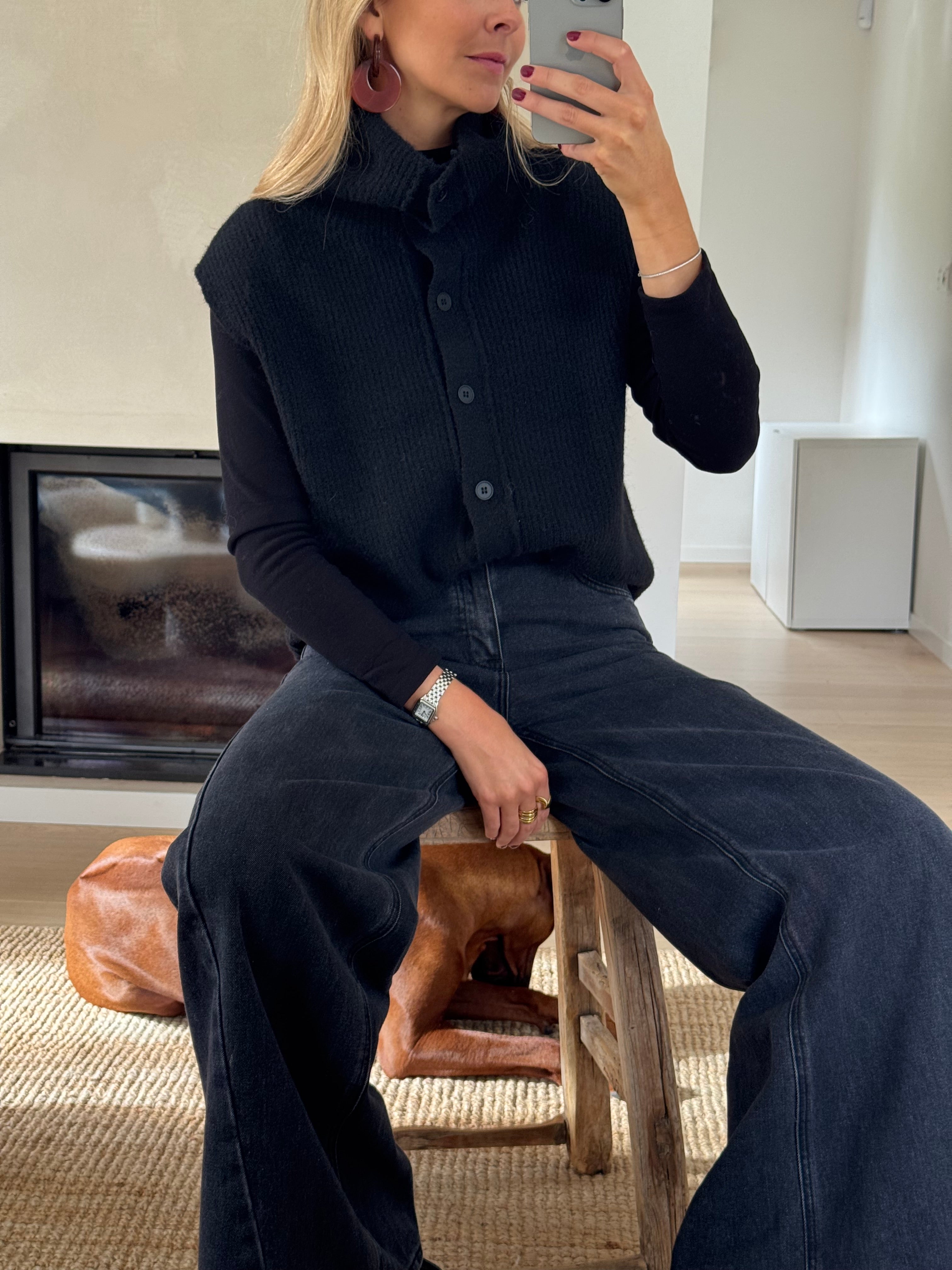 Black Dores Cardigan