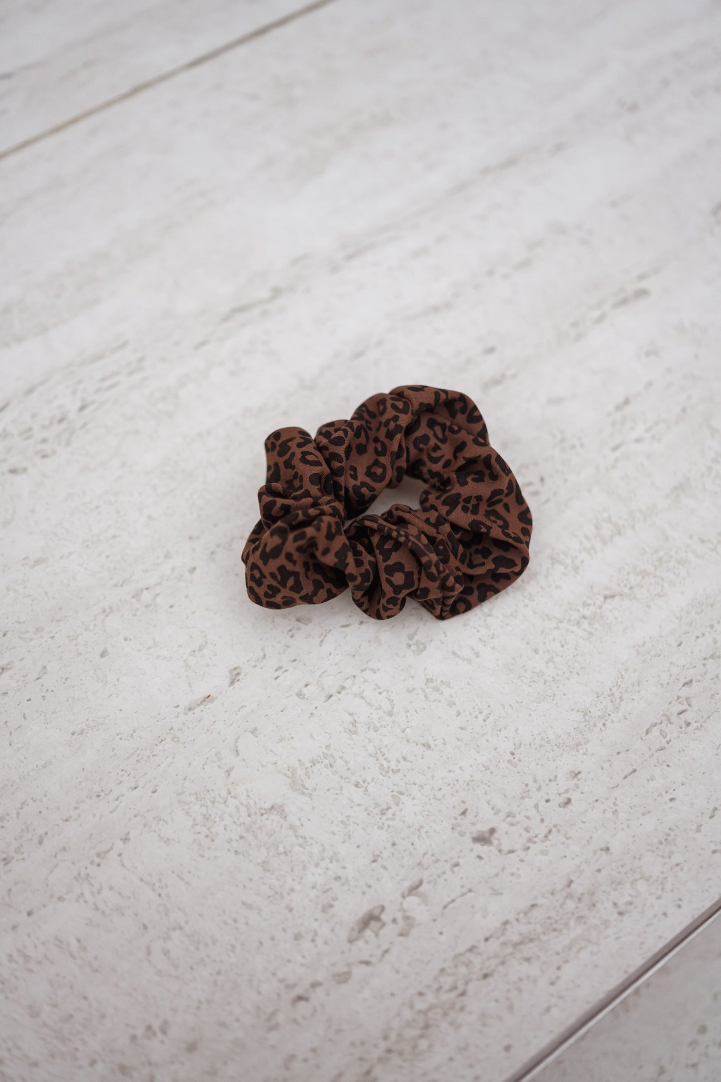 Leopard Suka Scrunchie