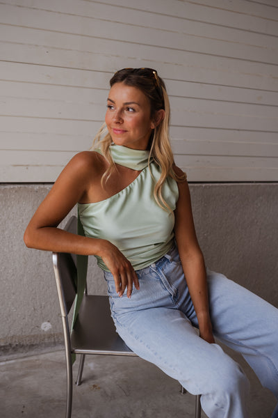 Mint Green Ilga Satin Top – Easy Clothes North America