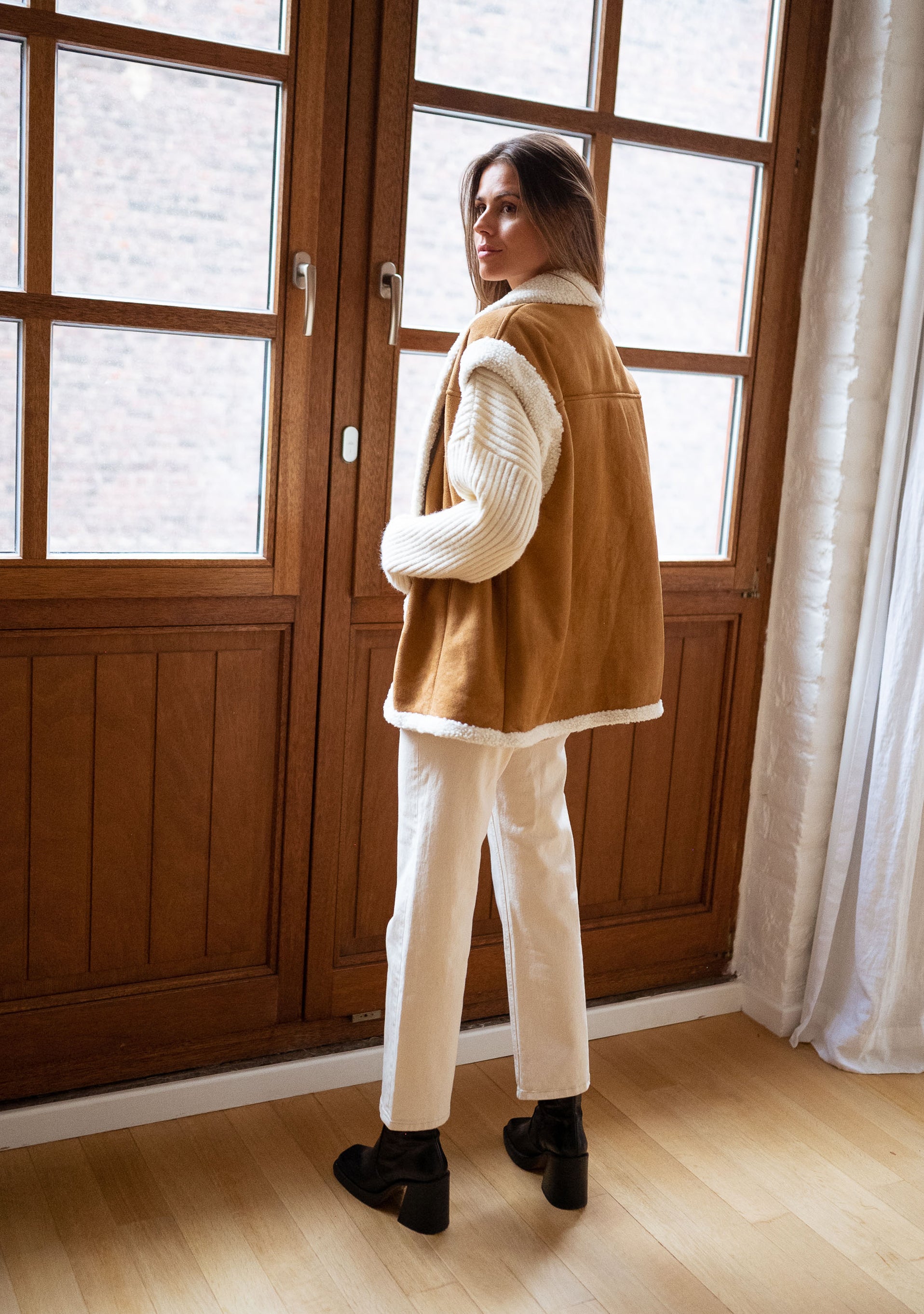 Camel Viola Sleeveless Jacket