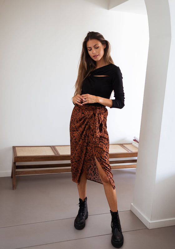 Brick Dion Skirt